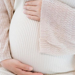 洁丽雅毛巾少爷，🚃⛱代孕孩子怎么上户口用家族短剧《毛🍭巾帝国🇮🇳》破圈，把传🇷🇺